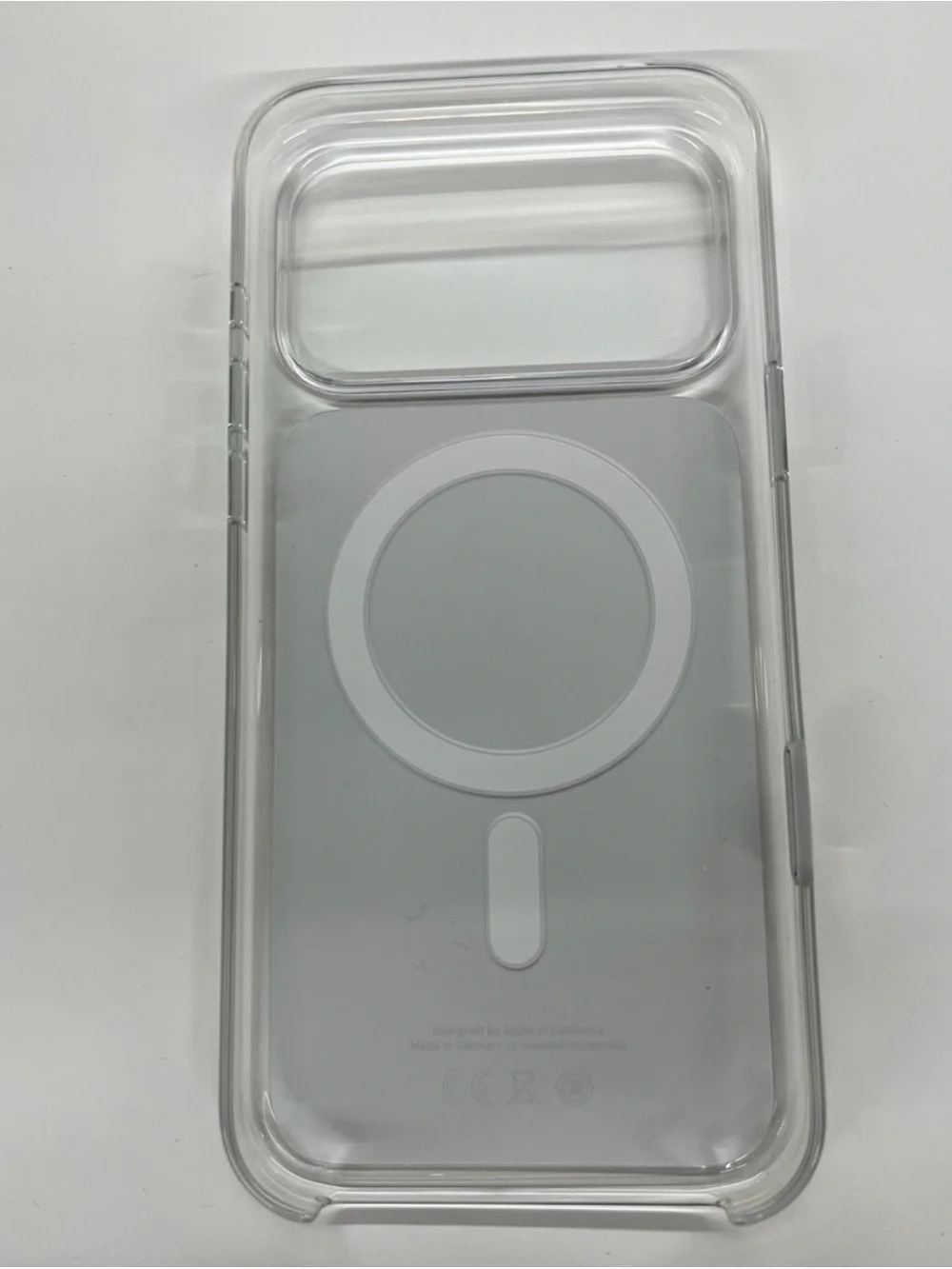 Apple iPhone 17 Pro Max Clear Case with MagSafe